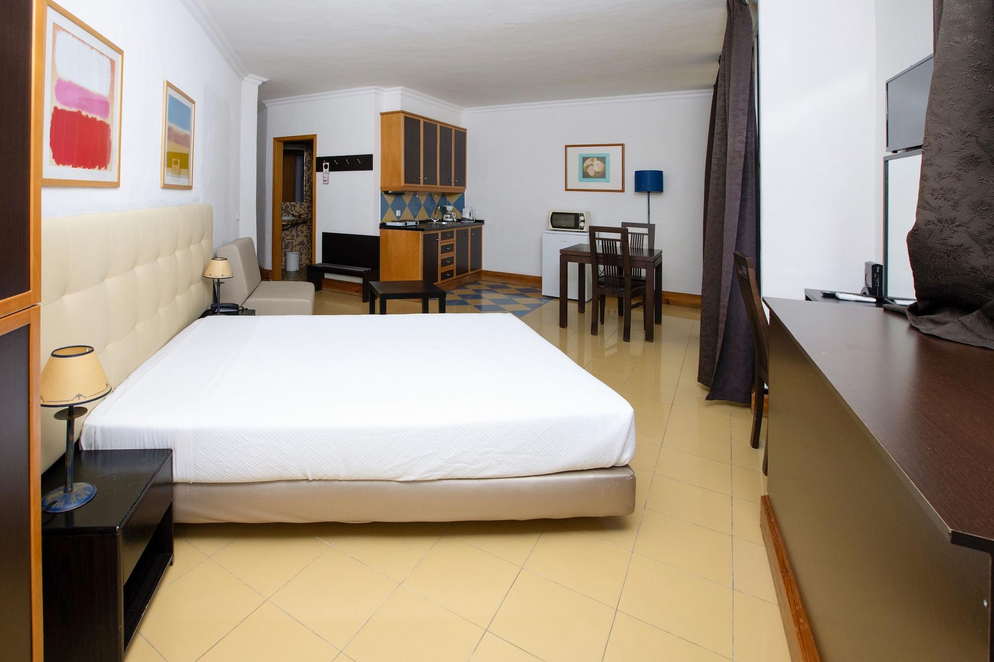 Hotel Apartamento Foz Atlantida มงติกอร์โด ภายนอก รูปภาพ